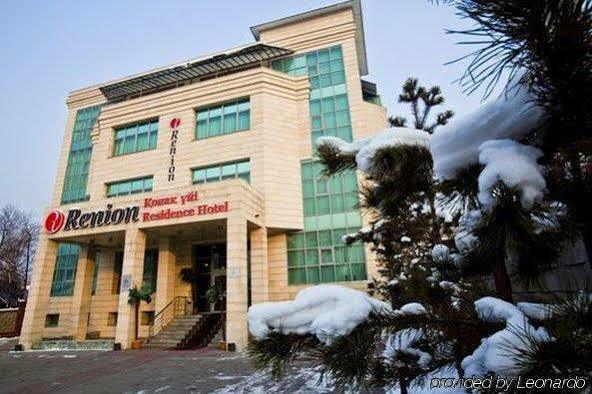 Renion Residence Hotel Almaty Bagian luar foto